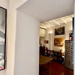 Renaissance Square, Bright Apt